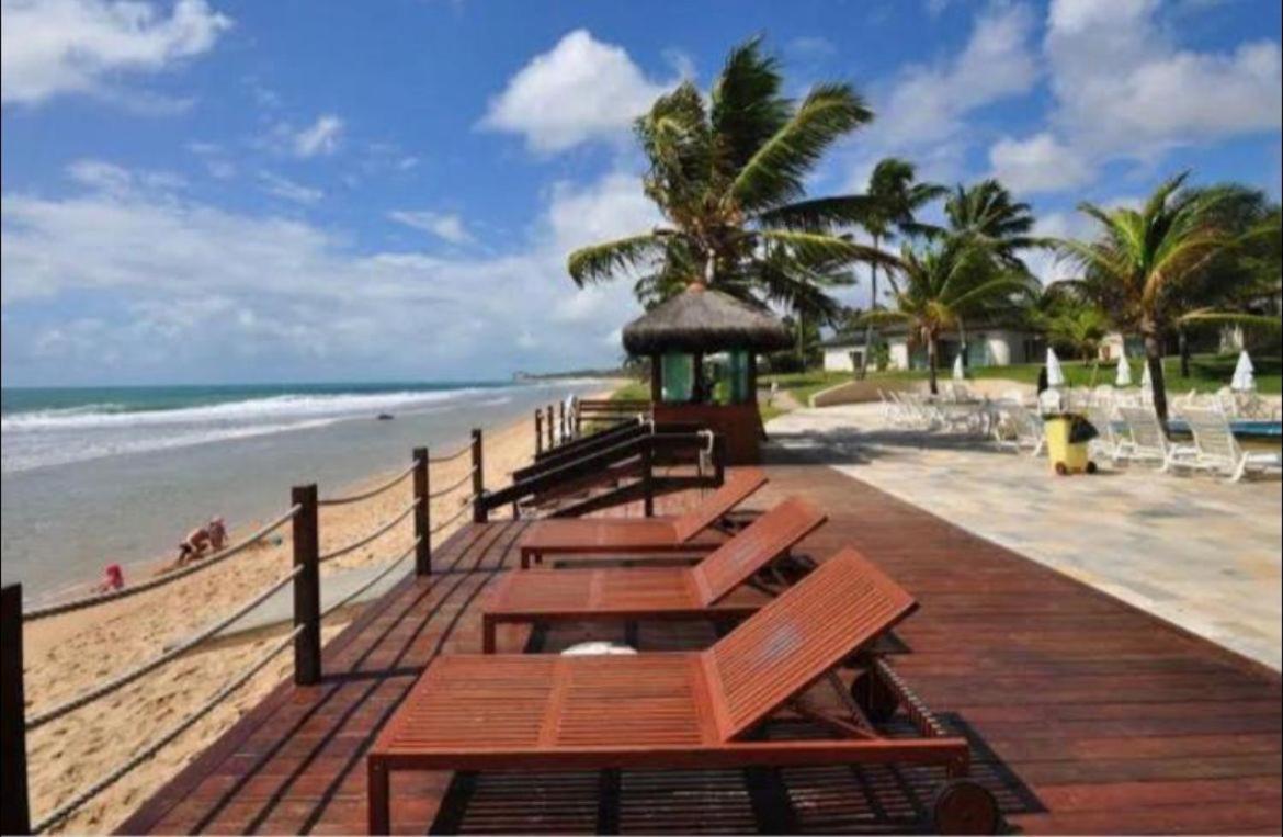 Bangalo Em Muro Alto No Beach Class Порту-де-Галиньяш Экстерьер фото